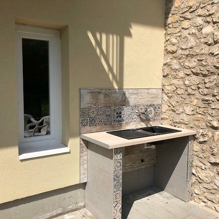Juno Apartman Vendeghaz Miskolc Buitenkant foto