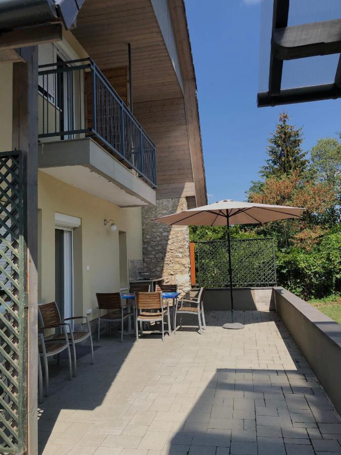 Juno Apartman Vendeghaz Miskolc Buitenkant foto