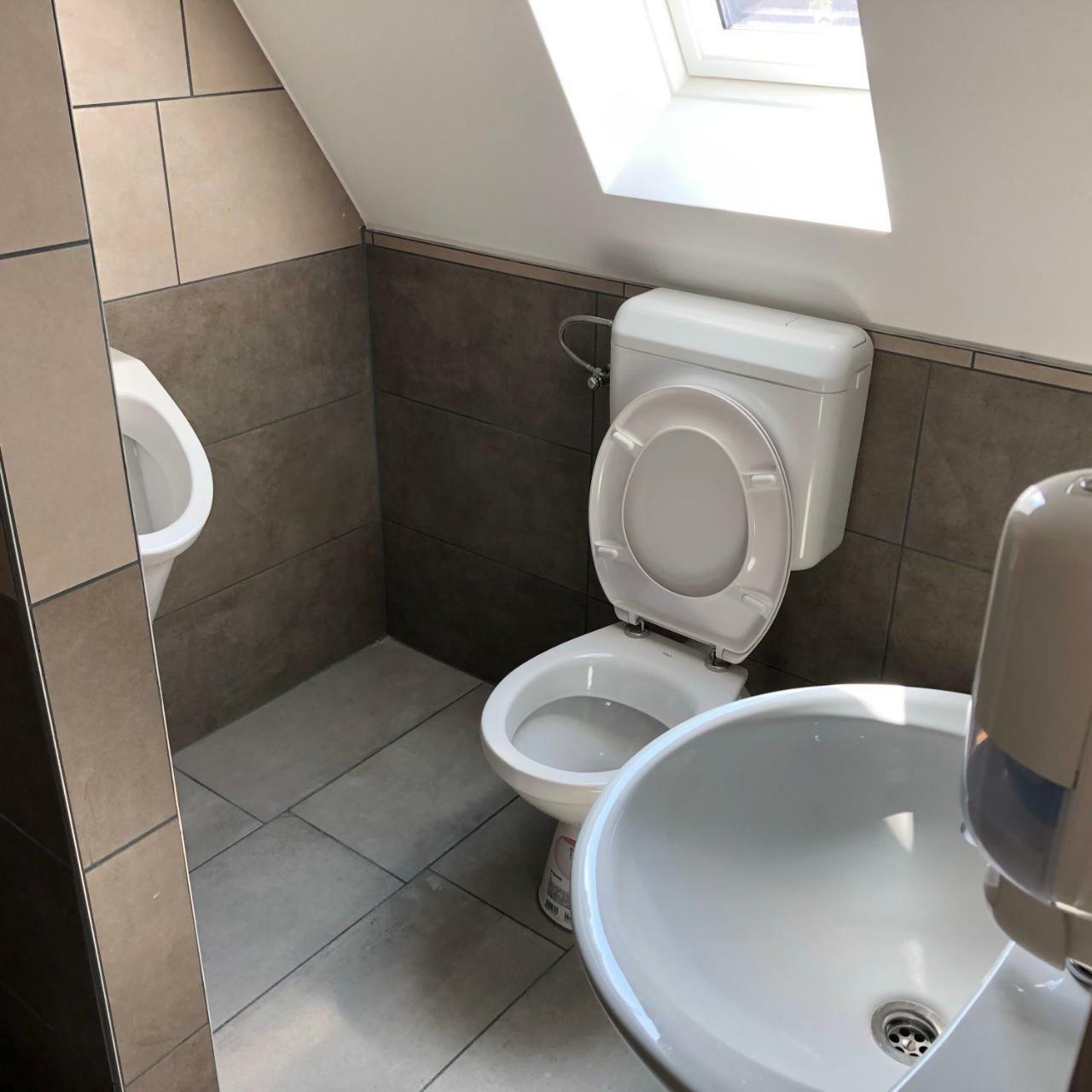 Juno Apartman Vendeghaz Miskolc Buitenkant foto