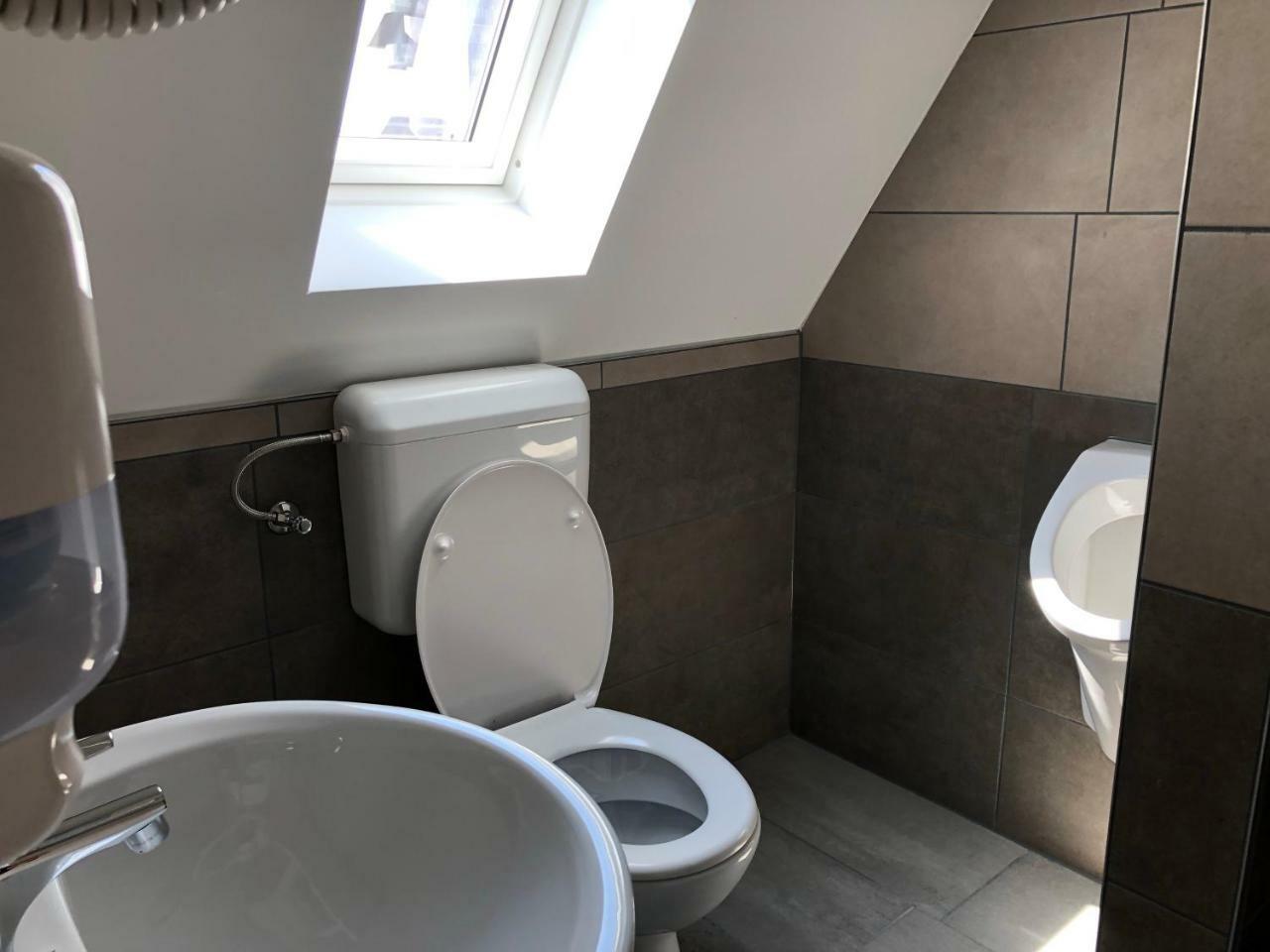 Juno Apartman Vendeghaz Miskolc Buitenkant foto